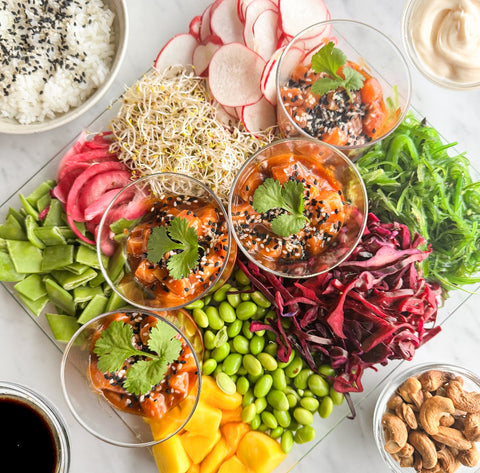 Poké Bowl på fat